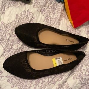 NWOT torrid black lace flats